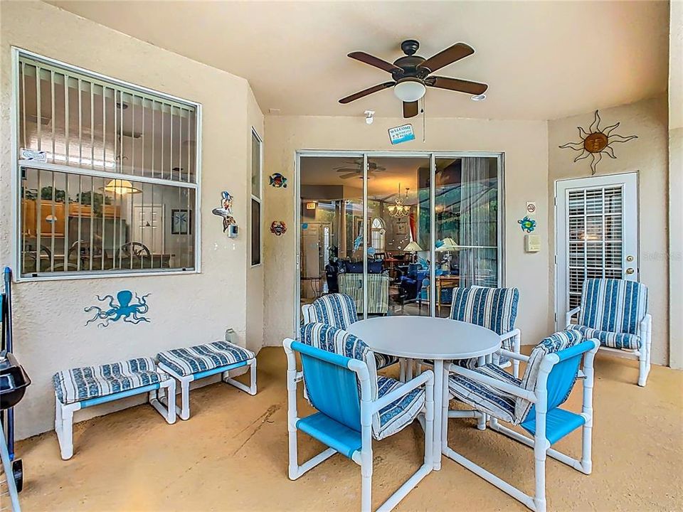 待售: $625,000 (5 贝兹, 4 浴室, 2830 平方英尺)