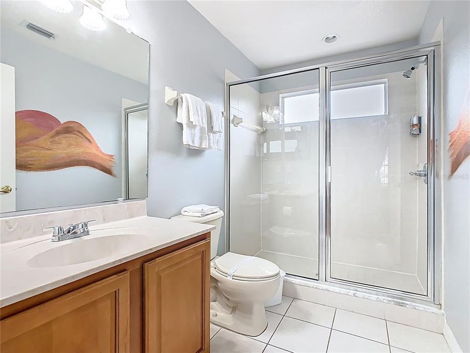 待售: $625,000 (5 贝兹, 4 浴室, 2830 平方英尺)