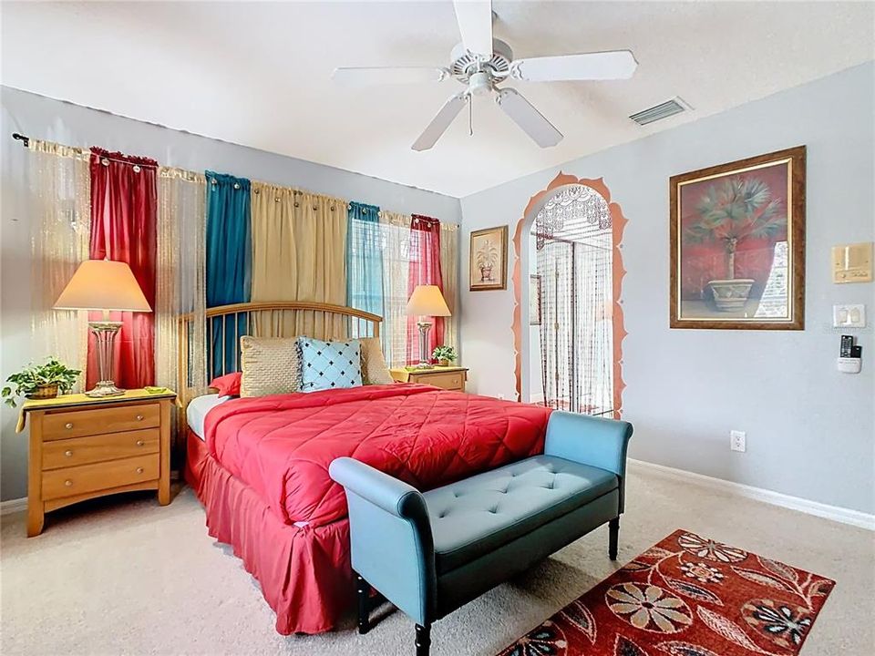 待售: $625,000 (5 贝兹, 4 浴室, 2830 平方英尺)