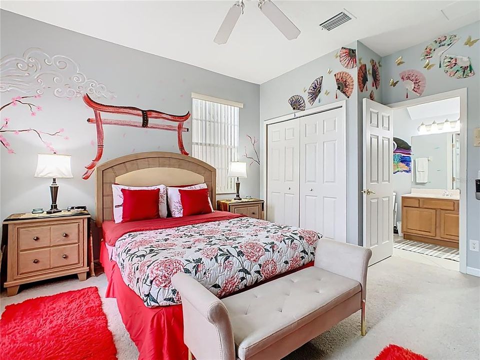 待售: $625,000 (5 贝兹, 4 浴室, 2830 平方英尺)