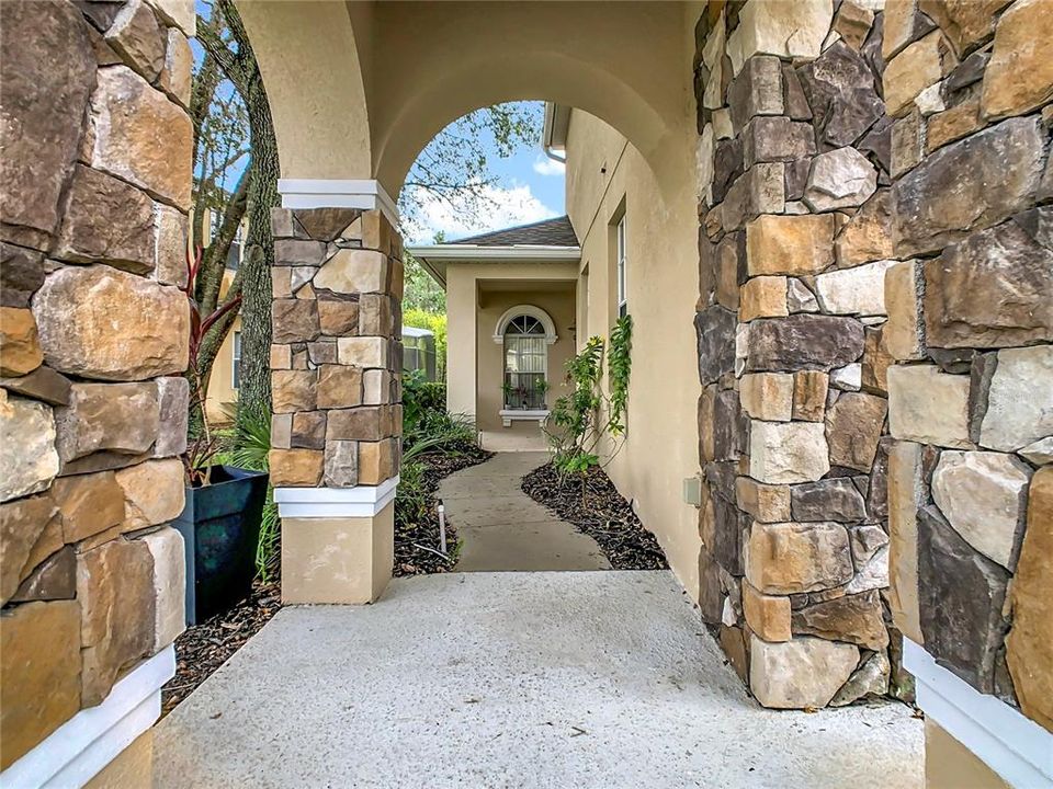 待售: $625,000 (5 贝兹, 4 浴室, 2830 平方英尺)