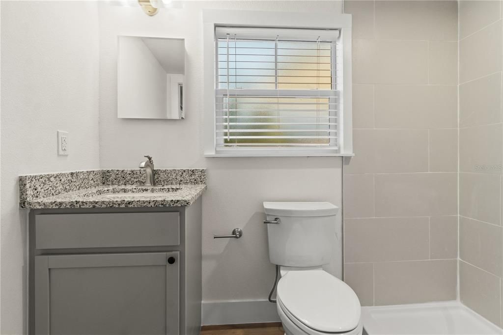 For Sale: $299,000 (3 beds, 2 baths, 1246 Square Feet)