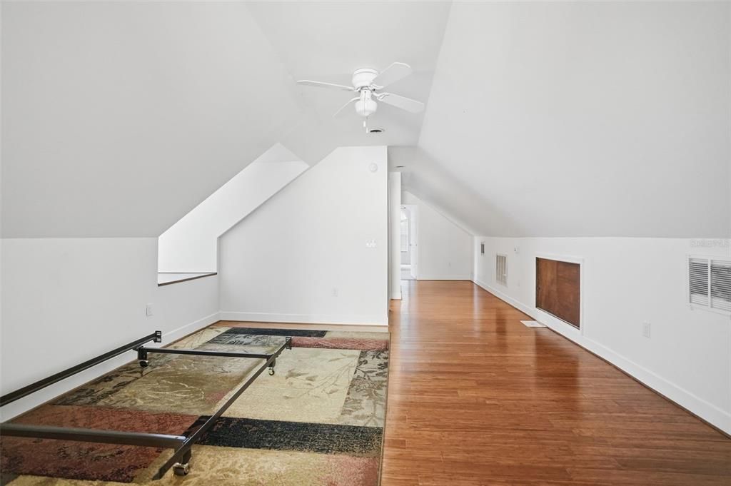 For Sale: $495,000 (5 beds, 3 baths, 2832 Square Feet)