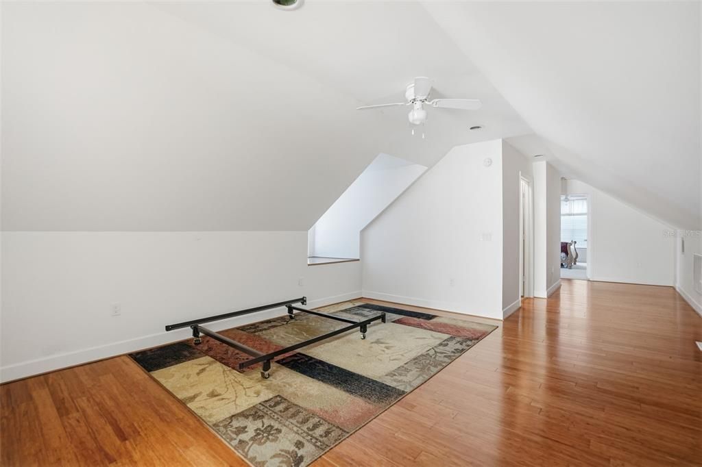 For Sale: $495,000 (5 beds, 3 baths, 2832 Square Feet)