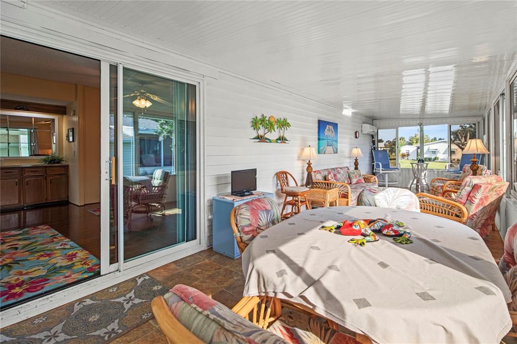 For Sale: $254,900 (2 beds, 2 baths, 1610 Square Feet)