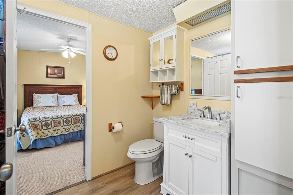 For Sale: $254,900 (2 beds, 2 baths, 1610 Square Feet)