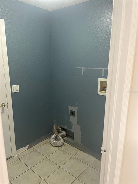 待售: $169,000 (2 贝兹, 2 浴室, 1125 平方英尺)