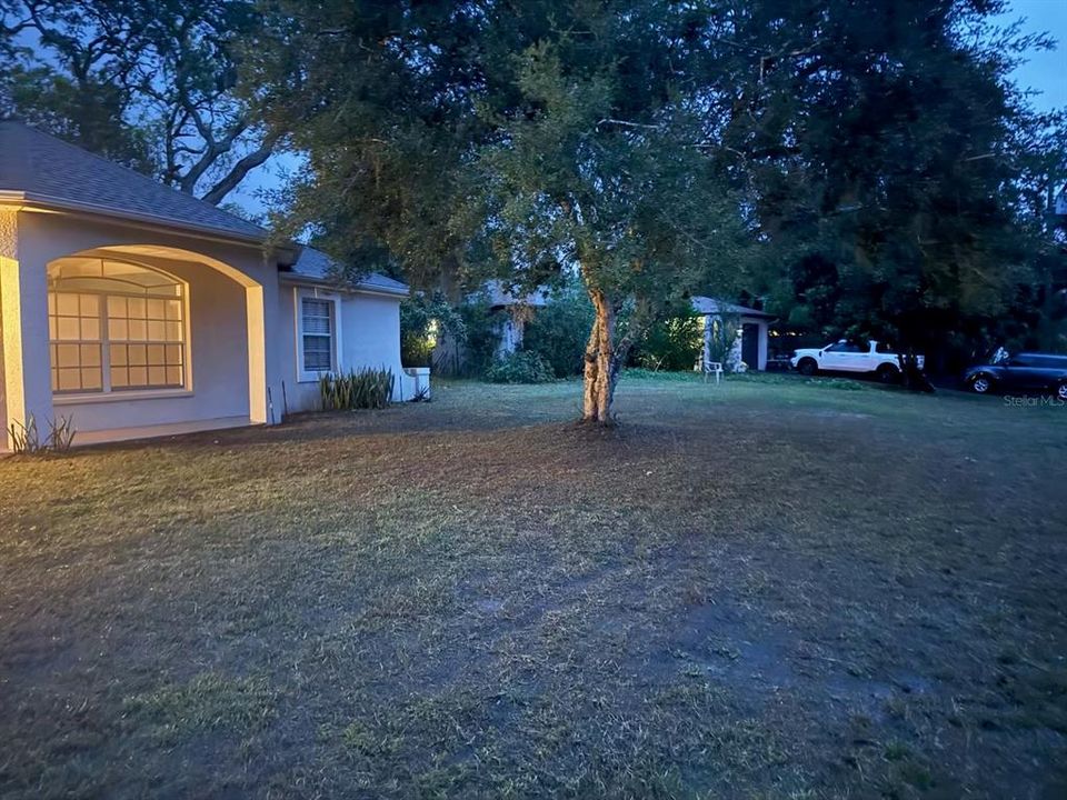 待售: $169,000 (2 贝兹, 2 浴室, 1125 平方英尺)