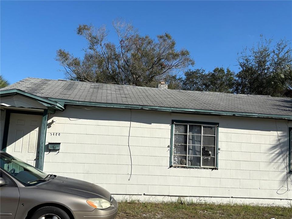 合同活跃: $74,005 (2 贝兹, 1 浴室, 912 平方英尺)