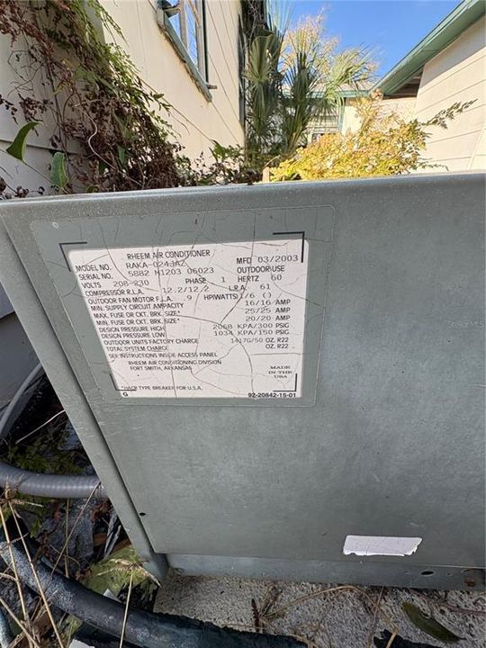 合同活跃: $74,005 (2 贝兹, 1 浴室, 912 平方英尺)