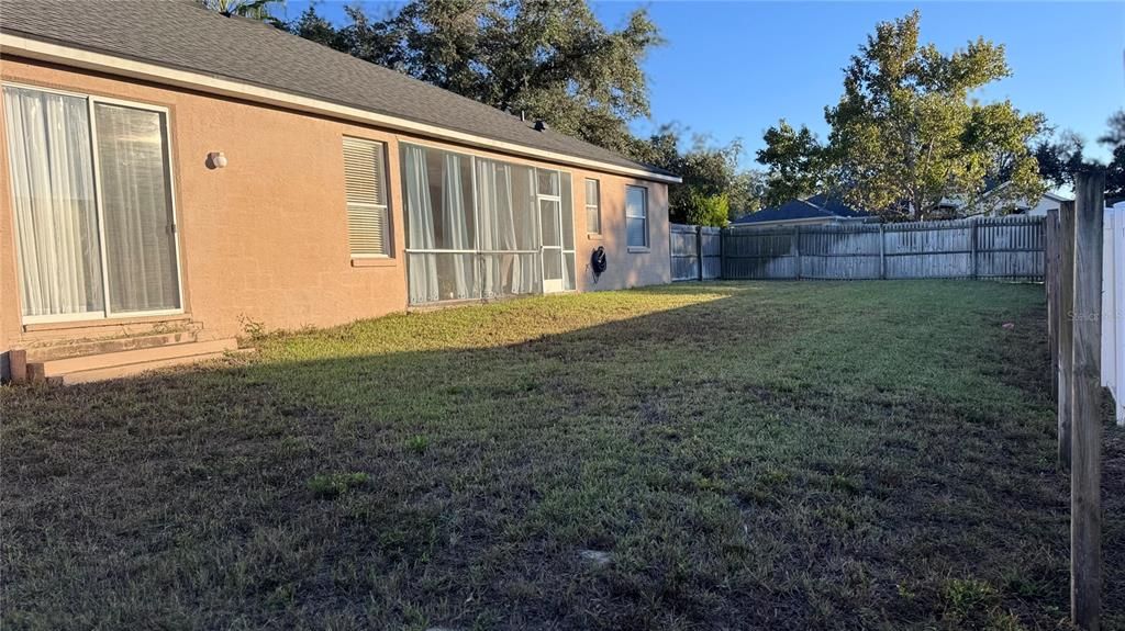 En Venta: $475,000 (4 camas, 3 baños, 2315 Pies cuadrados)