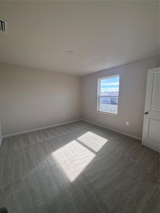 For Sale: $320,000 (3 beds, 2 baths, 1890 Square Feet)