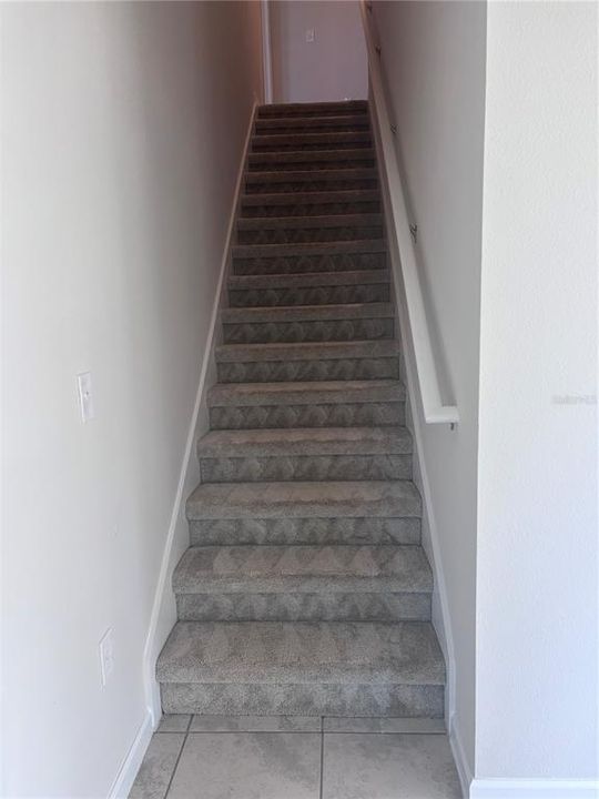 For Sale: $320,000 (3 beds, 2 baths, 1890 Square Feet)