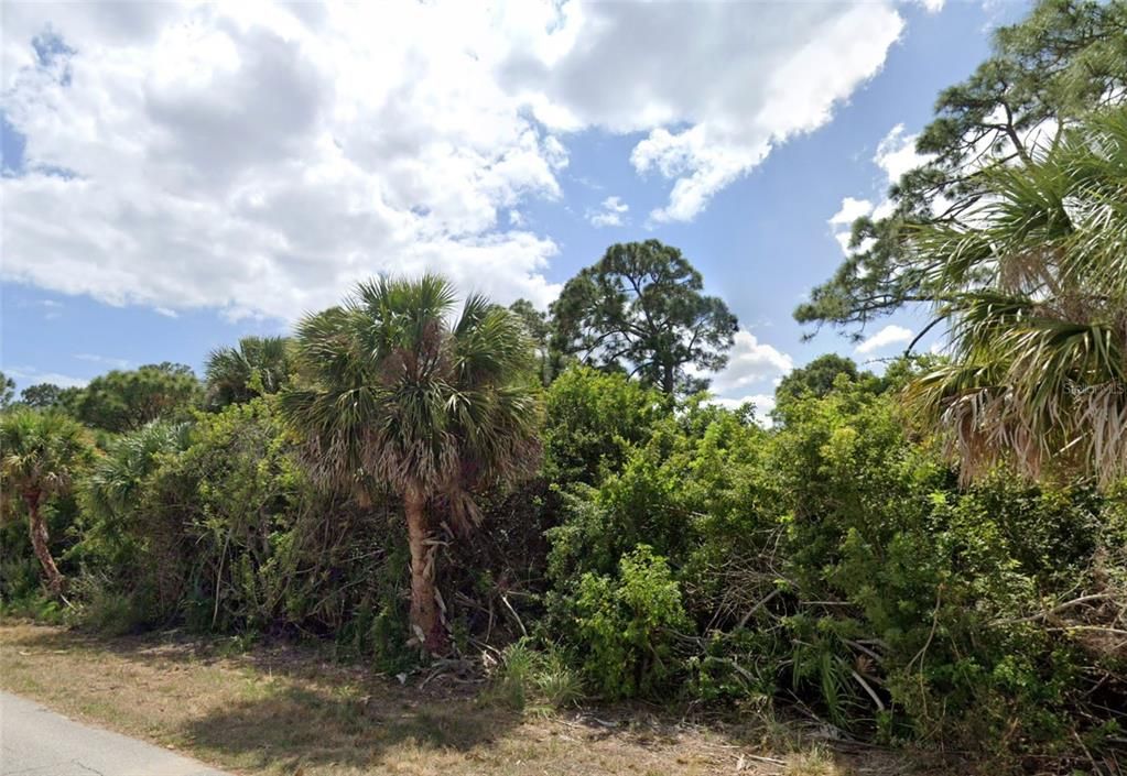 For Sale: $159,800 (1.07 acres)