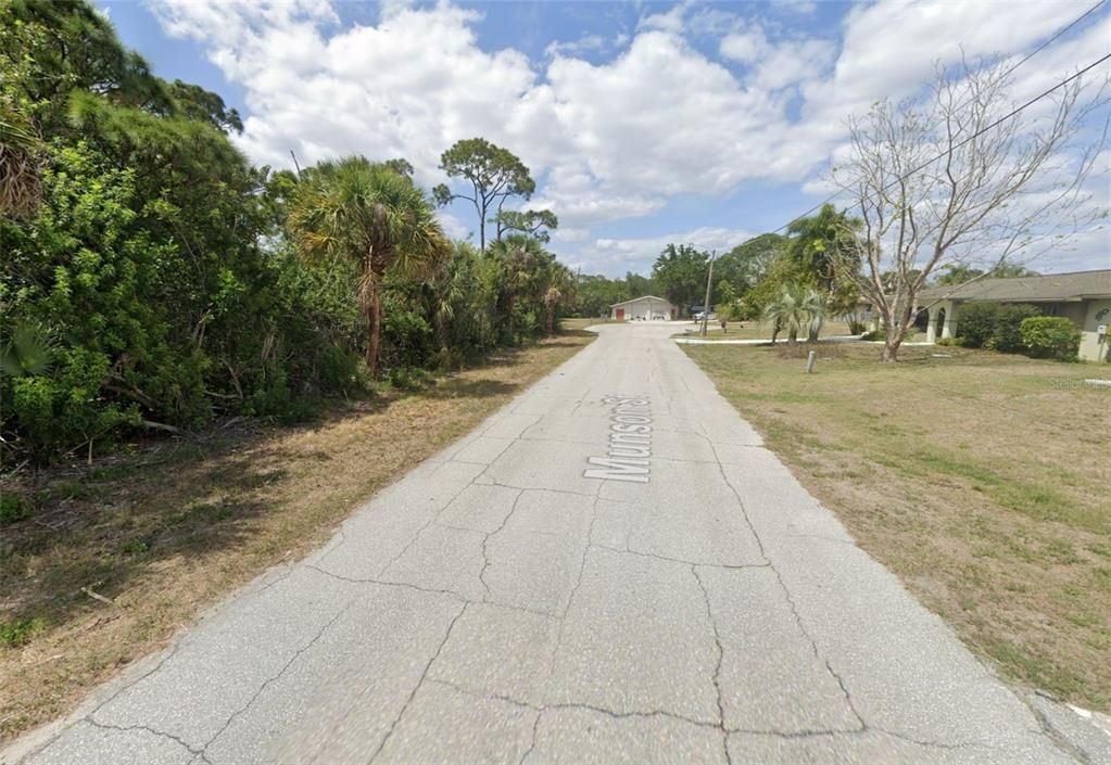 For Sale: $159,800 (1.07 acres)