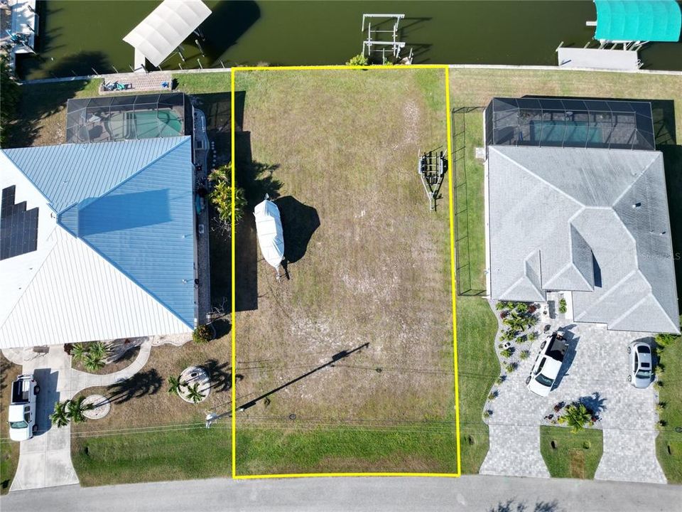 待售: $249,000 (0.23 acres)