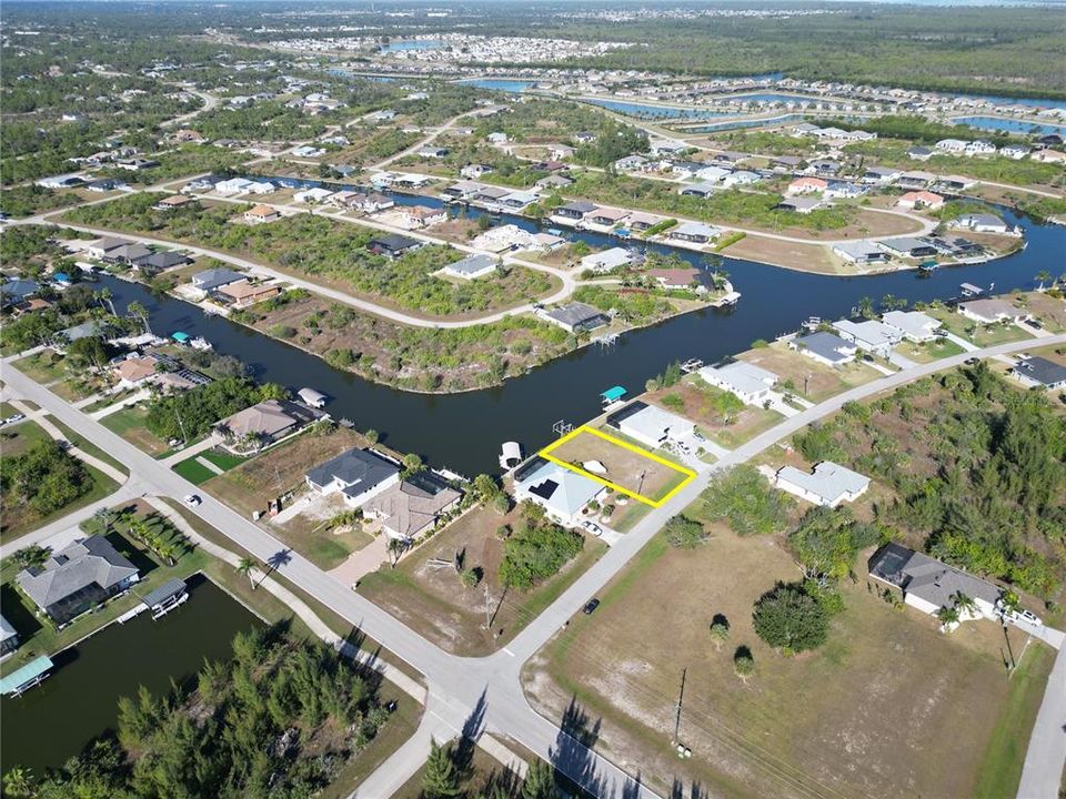 待售: $249,000 (0.23 acres)