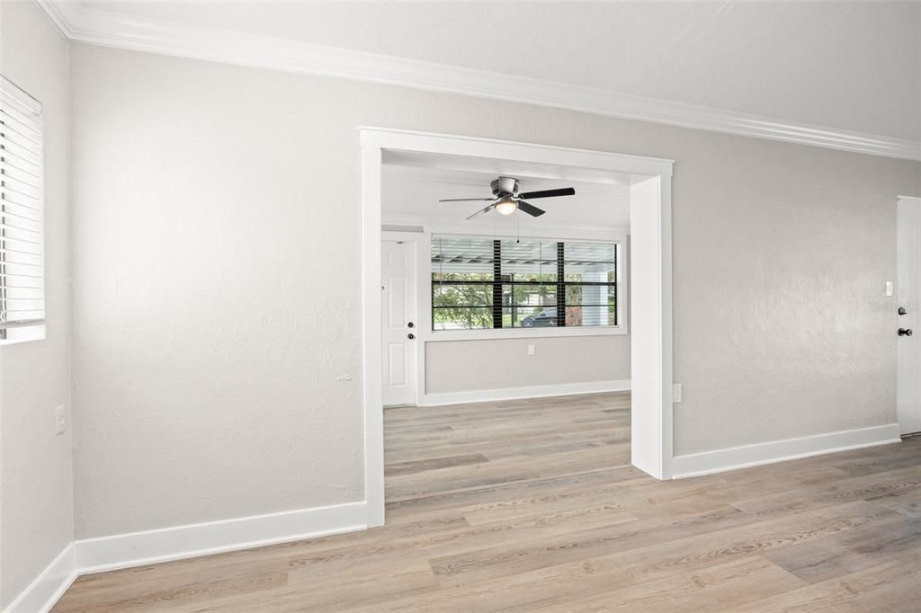 出租: $2,250 (3 贝兹, 1 浴室, 1269 平方英尺)