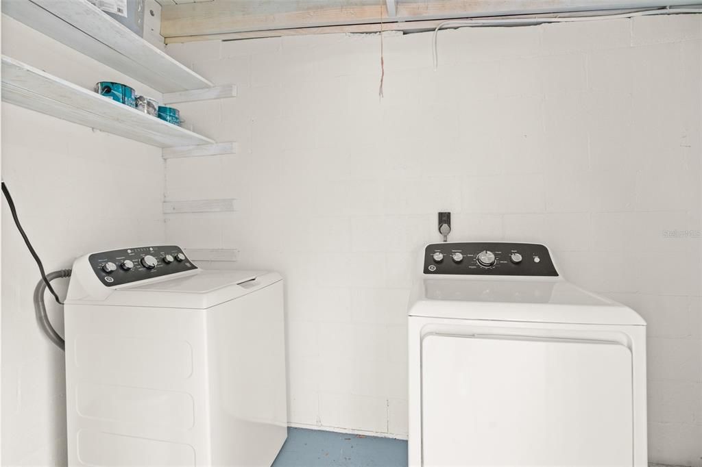 出租: $2,250 (3 贝兹, 1 浴室, 1269 平方英尺)