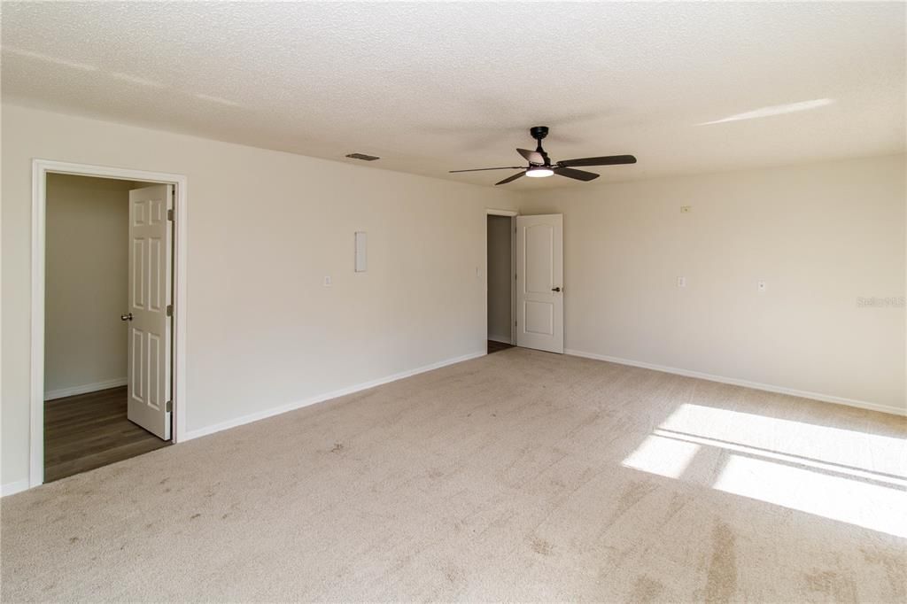 待售: $314,900 (3 贝兹, 2 浴室, 1114 平方英尺)