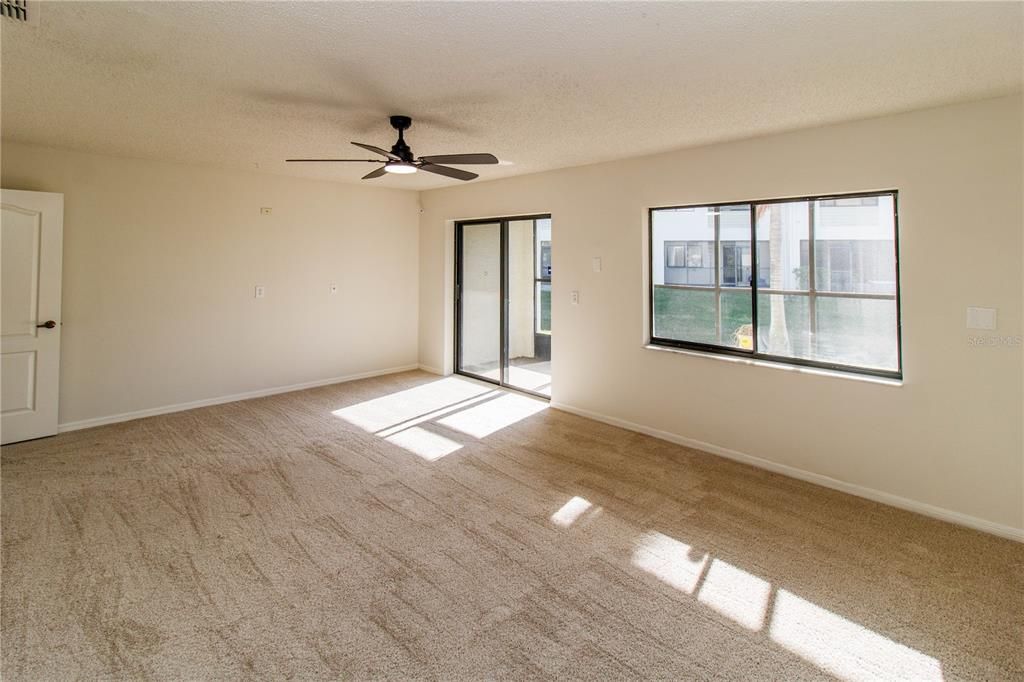 待售: $314,900 (3 贝兹, 2 浴室, 1114 平方英尺)