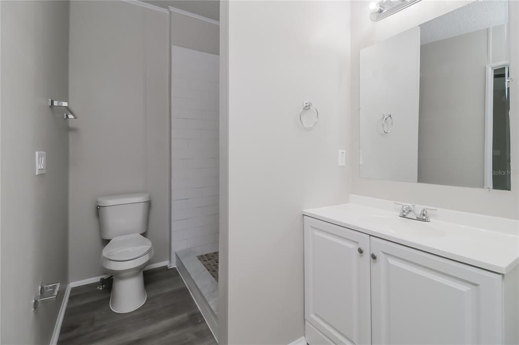 出租: $1,825 (3 贝兹, 2 浴室, 1296 平方英尺)