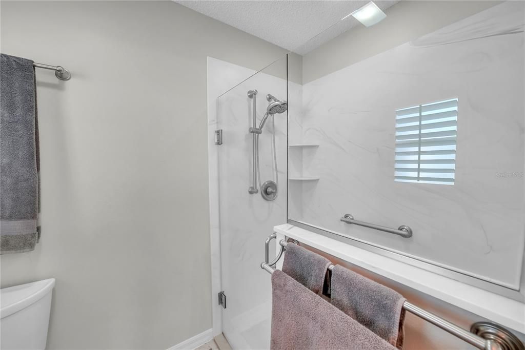 En Venta: $555,000 (3 camas, 2 baños, 1918 Pies cuadrados)