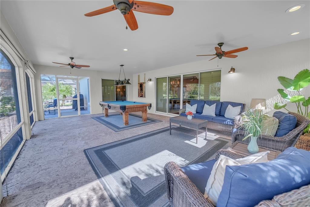 En Venta: $555,000 (3 camas, 2 baños, 1918 Pies cuadrados)