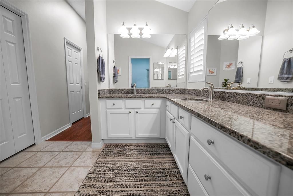 En Venta: $555,000 (3 camas, 2 baños, 1918 Pies cuadrados)