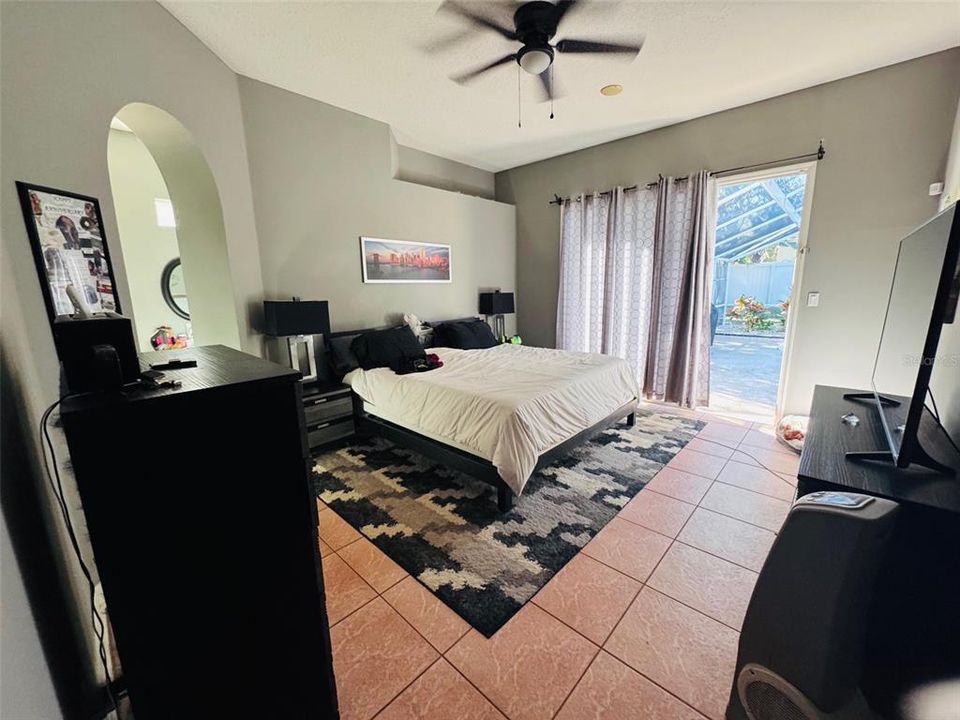 На продажу: $500,000 (4 спален, 2 ванн, 1999 Квадратных фут)