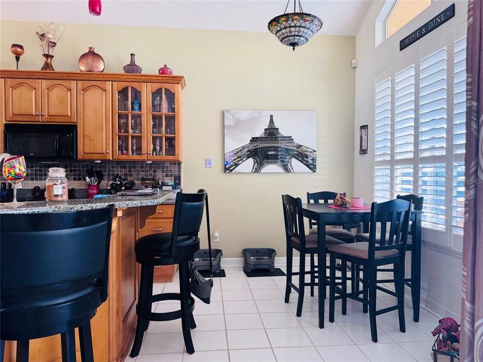 На продажу: $500,000 (4 спален, 2 ванн, 1999 Квадратных фут)