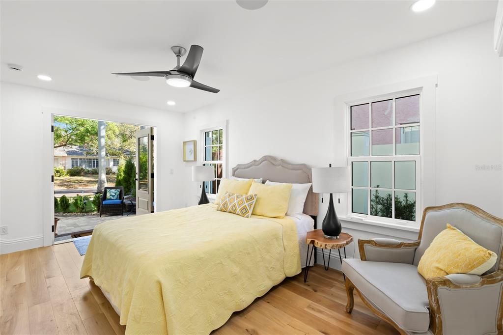 For Sale: $1,495,000 (3 beds, 3 baths, 1713 Square Feet)