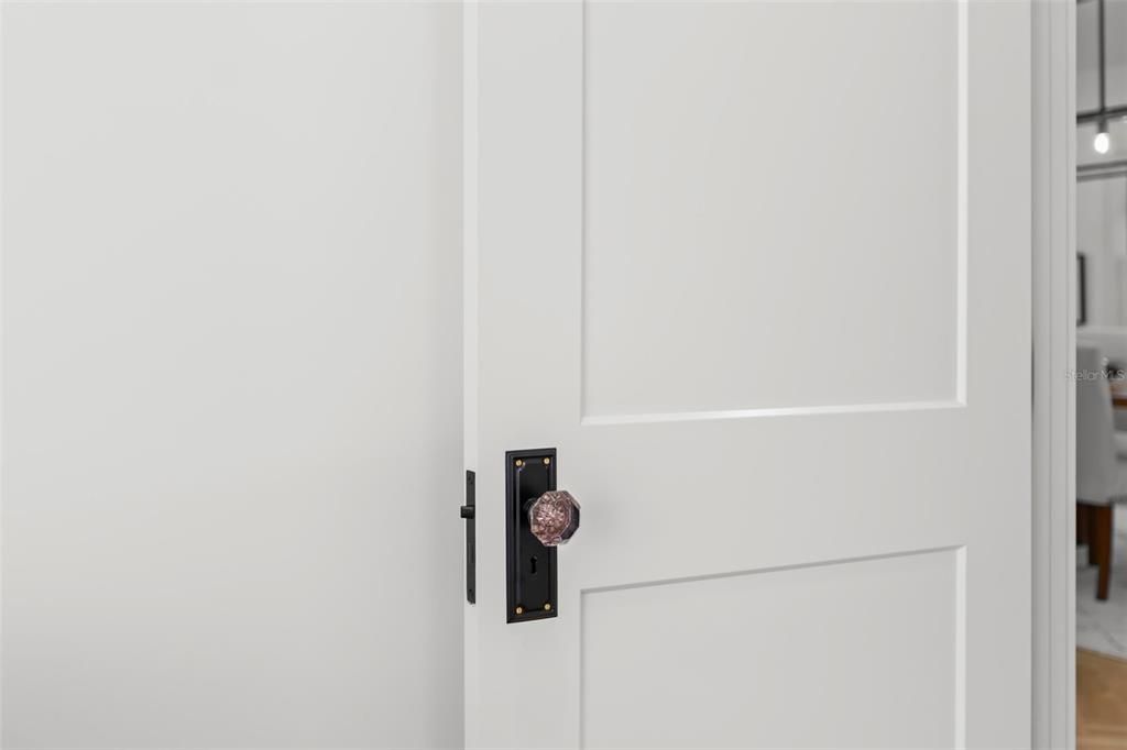 For Sale: $1,495,000 (3 beds, 3 baths, 1713 Square Feet)