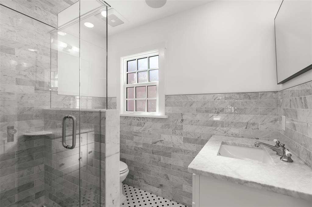 For Sale: $1,495,000 (3 beds, 3 baths, 1713 Square Feet)