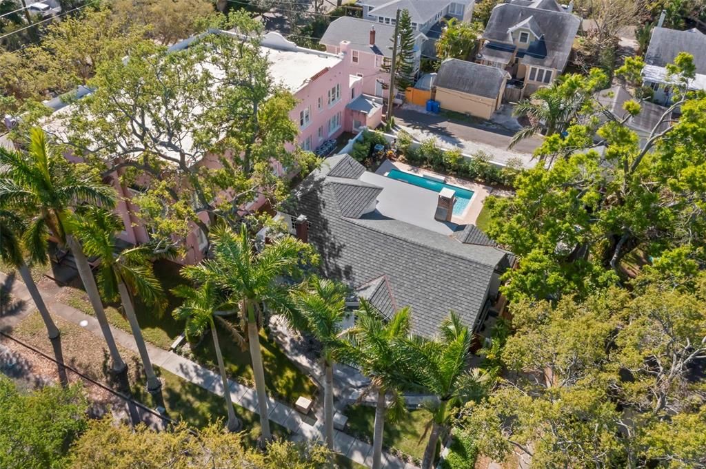 For Sale: $1,495,000 (3 beds, 3 baths, 1713 Square Feet)