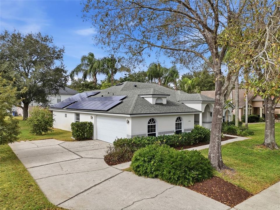 For Sale: $435,000 (3 beds, 2 baths, 2020 Square Feet)