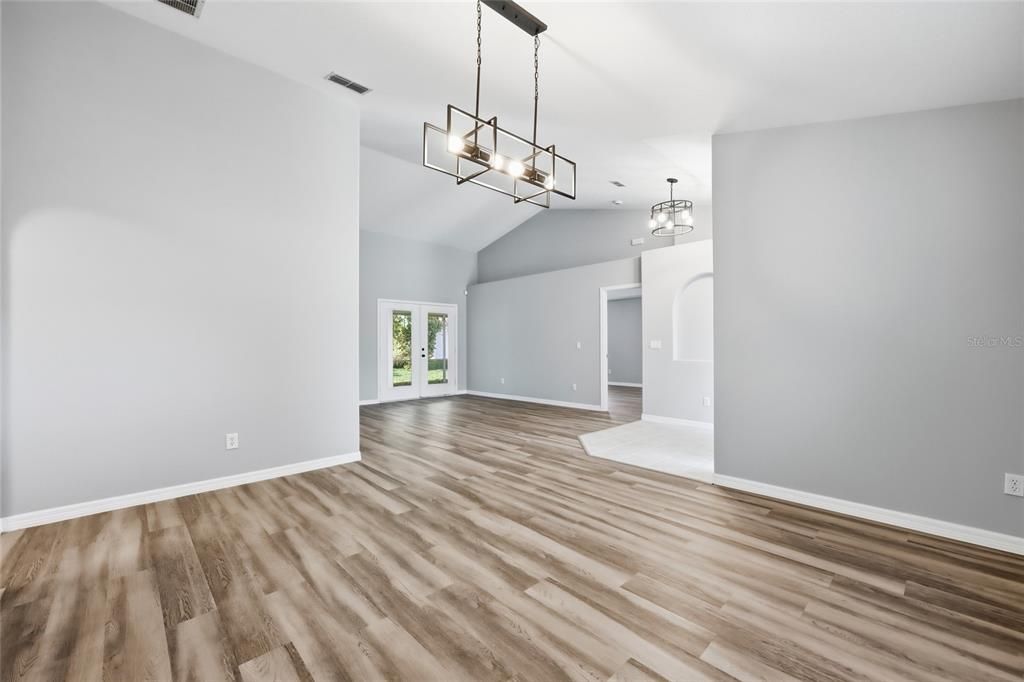 For Sale: $435,000 (3 beds, 2 baths, 2020 Square Feet)