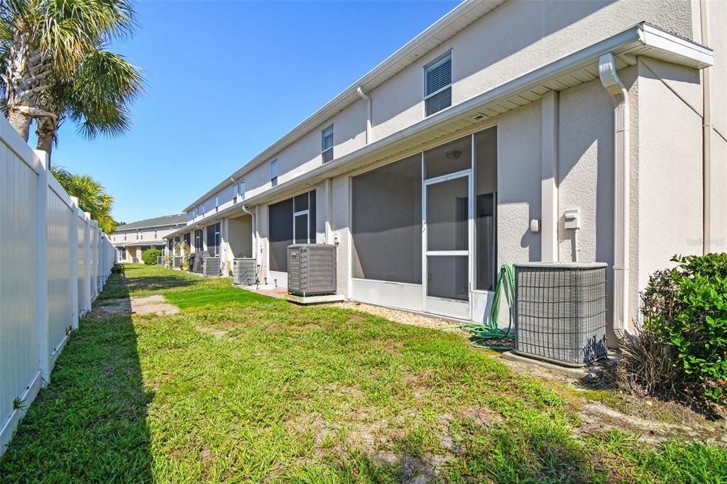 В аренду: $1,850 (2 спален, 2 ванн, 1240 Квадратных фут)