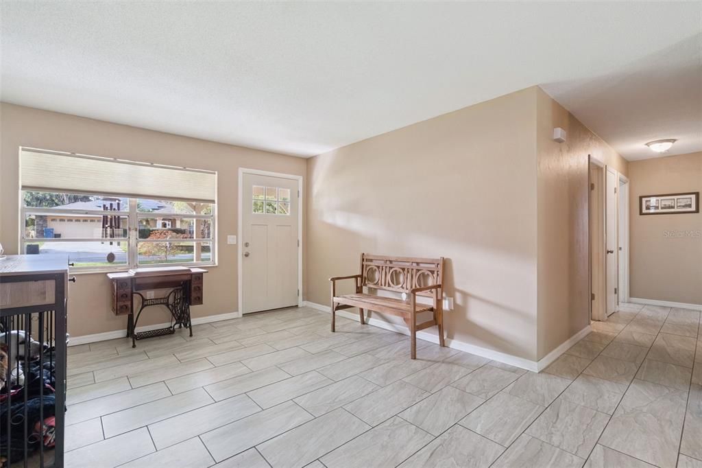 En Venta: $398,400 (3 camas, 2 baños, 1770 Pies cuadrados)