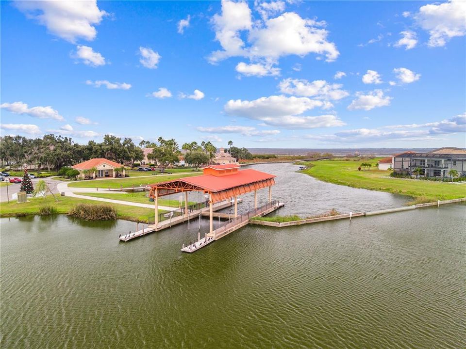 En Venta: $390,000 (3 camas, 2 baños, 2574 Pies cuadrados)