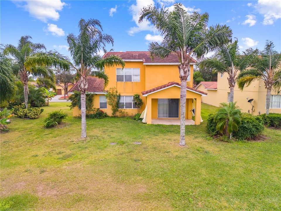 En Venta: $390,000 (3 camas, 2 baños, 2574 Pies cuadrados)