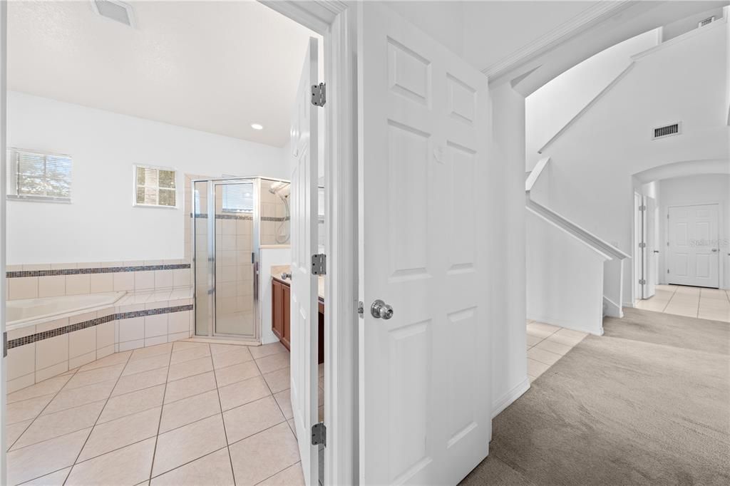 En Venta: $390,000 (3 camas, 2 baños, 2574 Pies cuadrados)