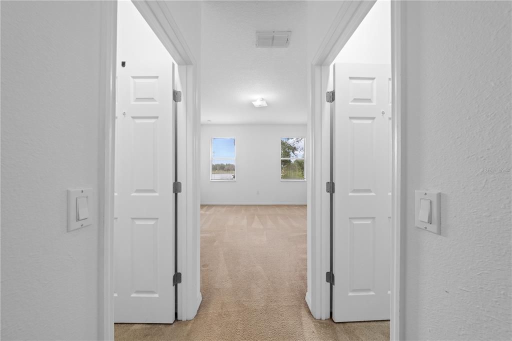 En Venta: $390,000 (3 camas, 2 baños, 2574 Pies cuadrados)