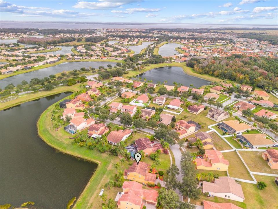 En Venta: $390,000 (3 camas, 2 baños, 2574 Pies cuadrados)