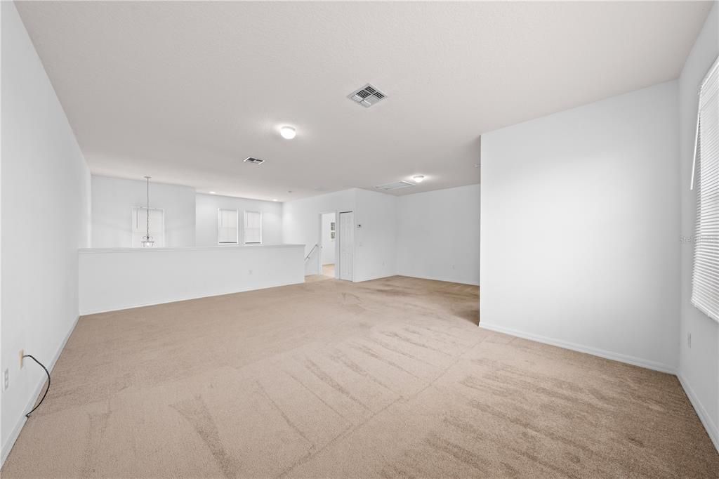 En Venta: $390,000 (3 camas, 2 baños, 2574 Pies cuadrados)