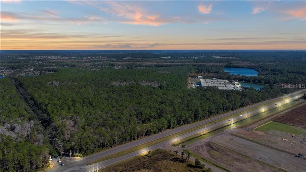 待售: $199,900 (1.10 acres)