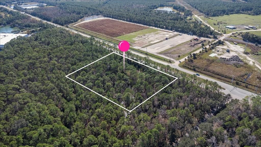 待售: $199,900 (1.10 acres)