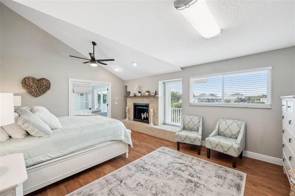 На продажу: $989,000 (4 спален, 3 ванн, 3094 Квадратных фут)