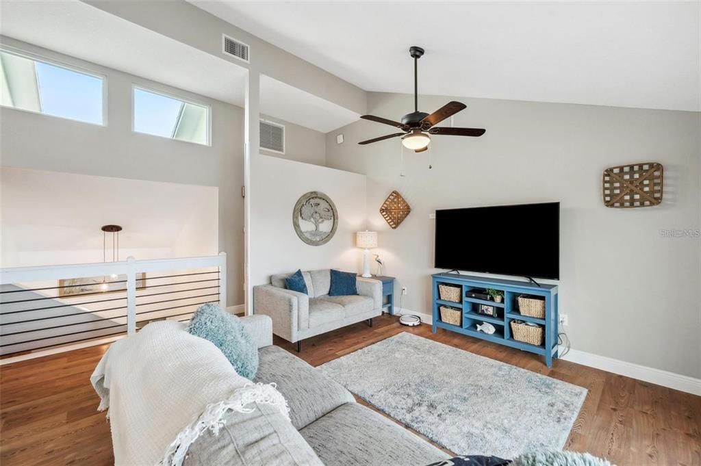 На продажу: $989,000 (4 спален, 3 ванн, 3094 Квадратных фут)