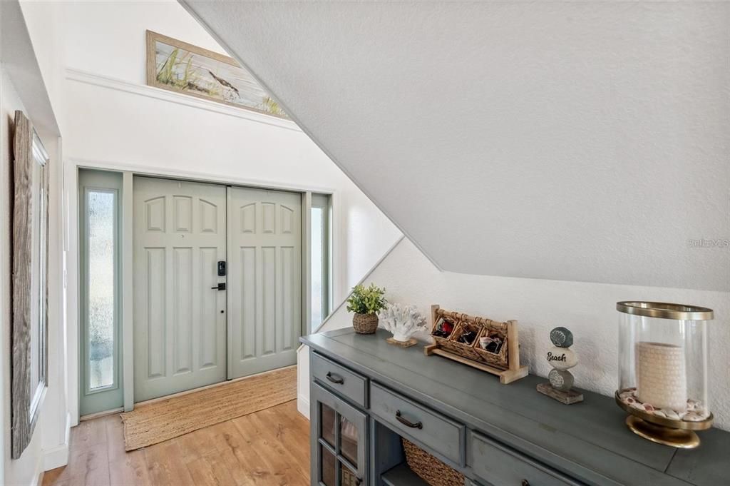 На продажу: $989,000 (4 спален, 3 ванн, 3094 Квадратных фут)